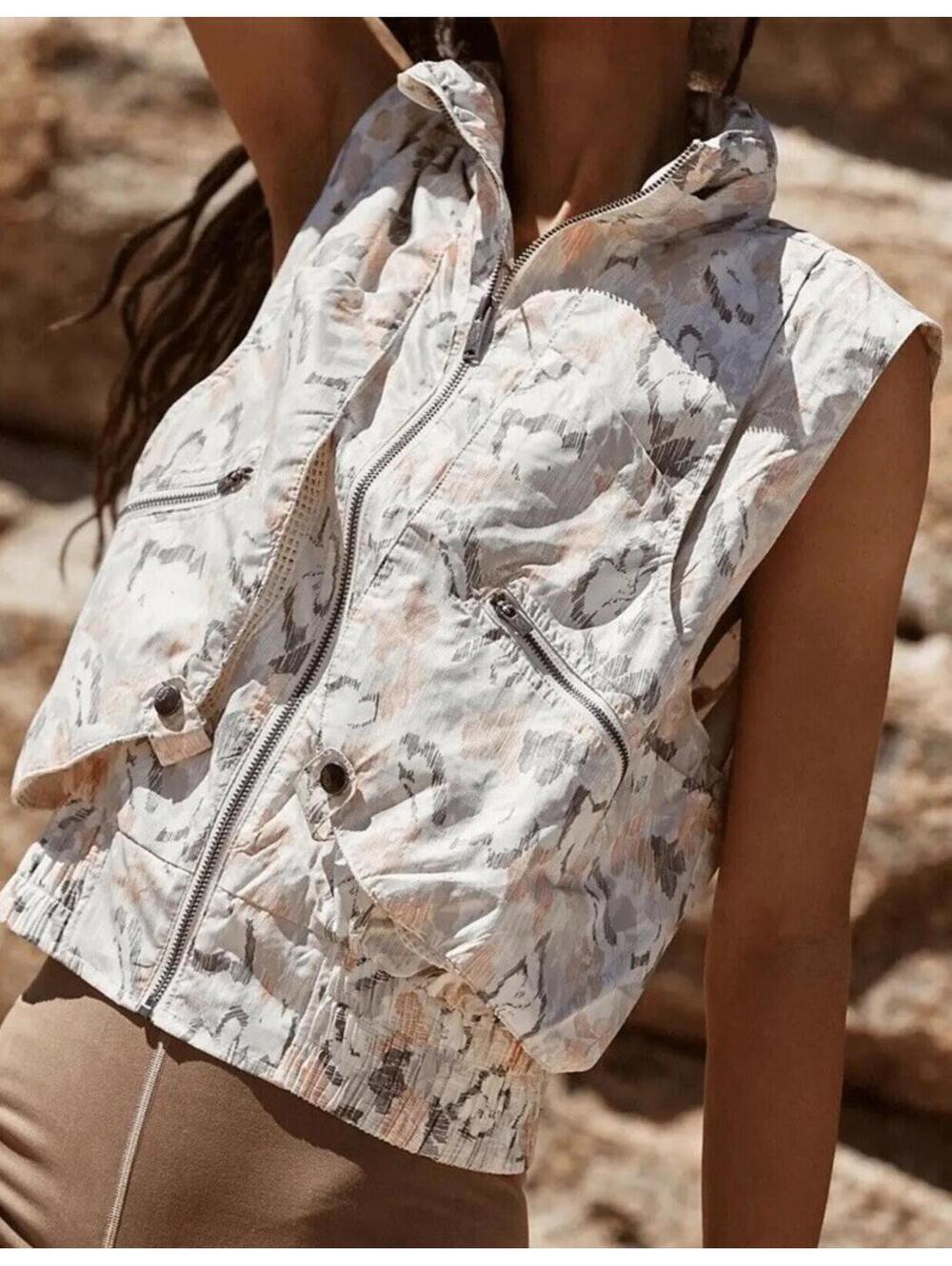 FREE PEOPLE $118 FP MOVEMENT Off The Grid Printed Vest IVORY FLORAL  Size Small